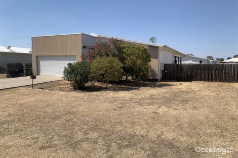 6 Keys Pl, Dalby, QLD 4405