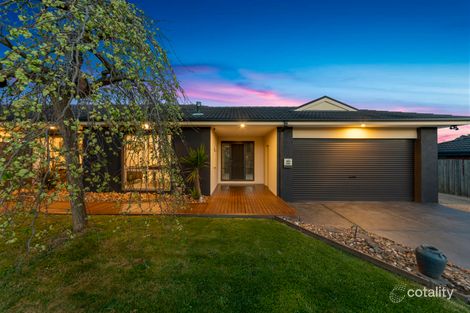 11 Natanya Dr, Pakenham, VIC 3810