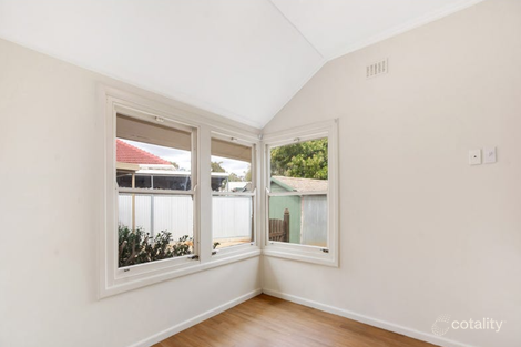 Property photo of 114 McKenzie Road Elizabeth Downs SA 5113