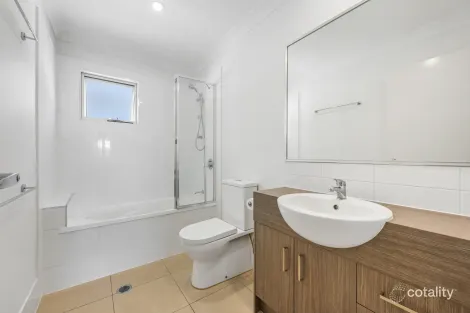 Property photo of 5/227 Nelson Street Kearneys Spring QLD 4350