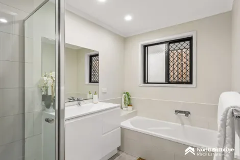 Property photo of 31 McKenzie Avenue Narangba QLD 4504