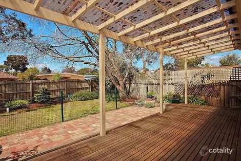 Property photo of 33 Hunter Drive Blackburn South VIC 3130