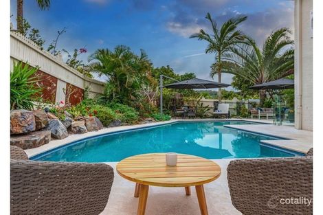 Property photo of 32 Homewood Place Carindale QLD 4152