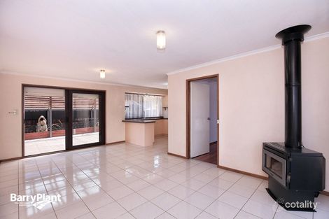 Property photo of 6 Winsham Court Craigieburn VIC 3064