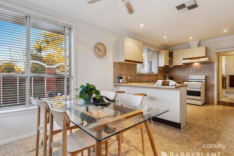 Property photo of 16 Juniper Road Wantirna VIC 3152