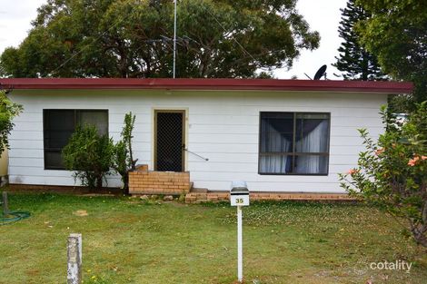 35 Woodlawn Dr, Budgewoi, NSW 2262