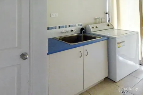 Property photo of 16 Cassia Court Nebo QLD 4742