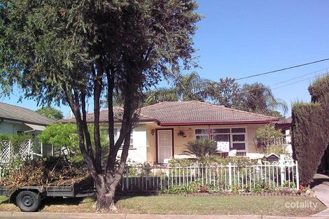 54 Montrose Ave, Fairfield East, NSW 2165