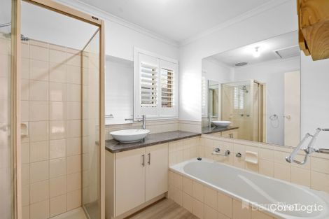 Property photo of 24 Norfolk Drive Narre Warren VIC 3805