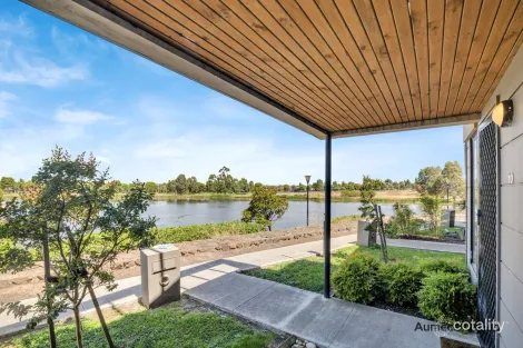 16 Yarramie Cct, Craigieburn, VIC 3064