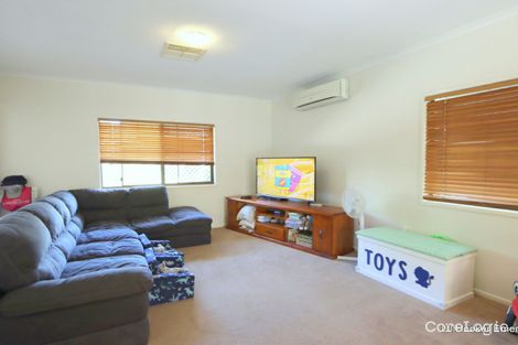 Property photo of 8 Ward Place Emerald QLD 4720