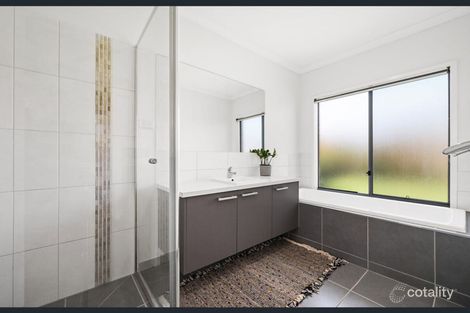 Property photo of 5 Braeburn Street Doreen VIC 3754