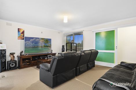 Property photo of 4 Matthew Flinders Avenue Endeavour Hills VIC 3802