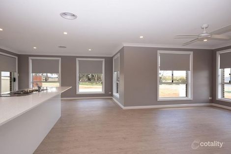Property photo of 3/18A Glasson Drive Orange NSW 2800