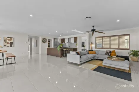 Property photo of 35 Oisin Street Murrumba Downs QLD 4503