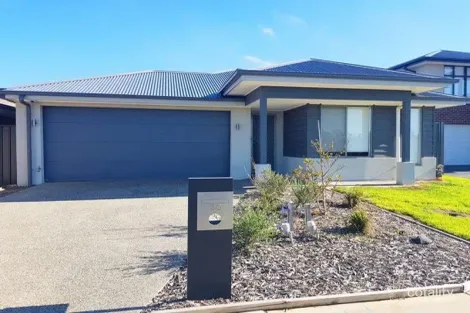 30 Cooney Cct, Kalkallo, VIC 3064