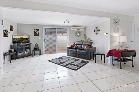 Property photo of 35 Sunshine Boulevard Broadbeach Waters QLD 4218