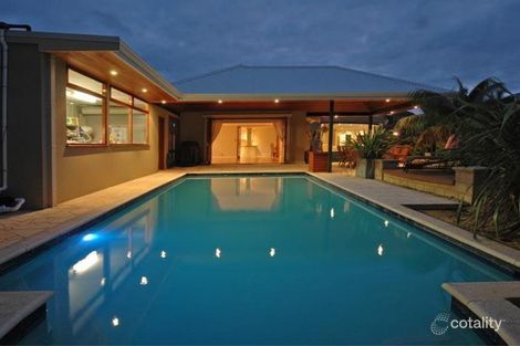 Property photo of 8 Fortuna View Iluka WA 6028