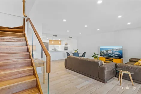 Property photo of 1009/172 Venner Road Yeronga QLD 4104