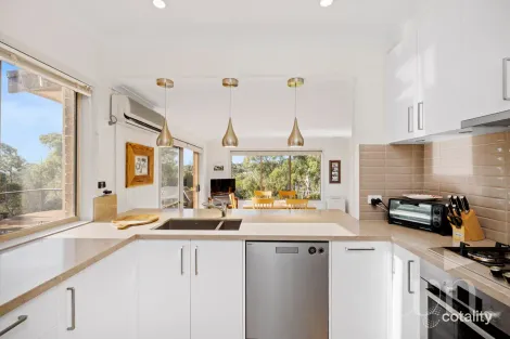 Property photo of 22 Suffolk Crescent Mount Martha VIC 3934