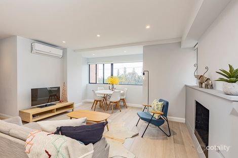 Property photo of 102/51 Ormond Esplanade Elwood VIC 3184