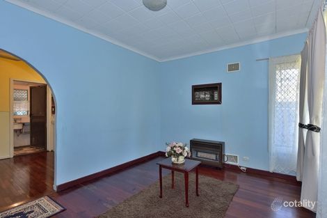 Property photo of 39 Jennings Way Lockridge WA 6054