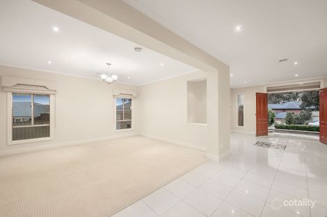 Property photo of 8 Sugar Gum Boulevard Greensborough VIC 3088