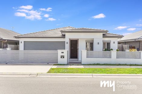 Property photo of 6 Dowie Drive Claymore NSW 2559