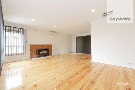 Property photo of 8 Range Road Burwood East VIC 3151