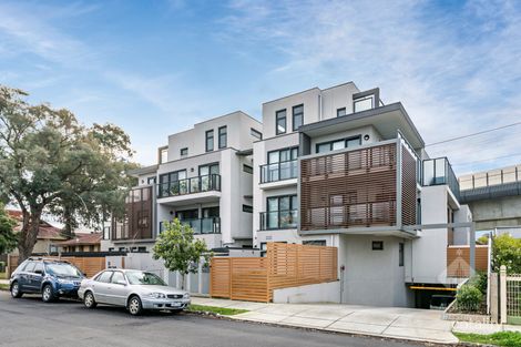 Property photo of 104/33 Jersey Parade Carnegie VIC 3163