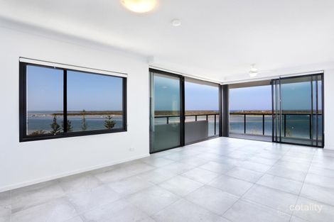 901/372-374 Marine Pde, Labrador, QLD 4215