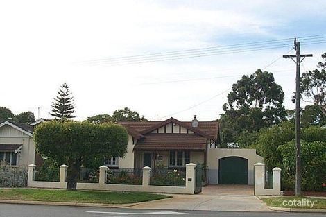 218 Railway Pde, Bayswater, WA 6053