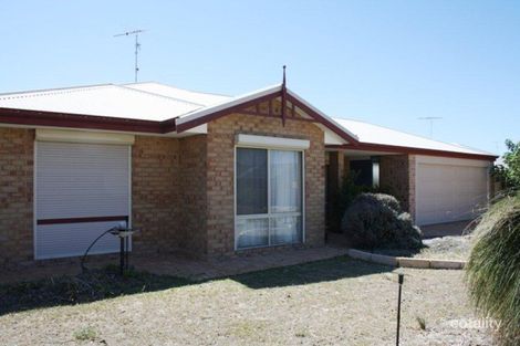 Property photo of 17 Belinda Loop Dawesville WA 6211