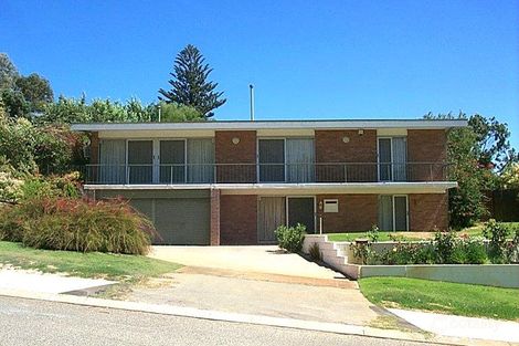 4 Gifford Gdns, City Beach, WA 6015