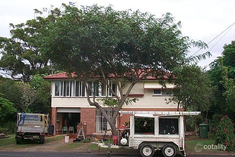 5 Blakeney St, Woody Point, QLD 4019