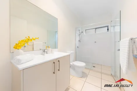 Property photo of 30 Stonecutters Drive Colebee NSW 2761