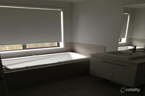 3 Grampian Bvd, Cowes, VIC 3922