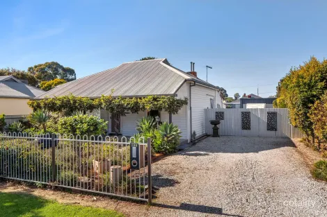 108 John St, Corowa, NSW 2646