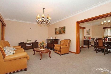 Property photo of 51 Glasgow Avenue Reservoir VIC 3073