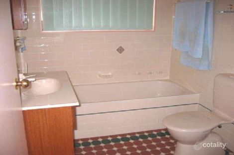 Property photo of 22 Binalong Street Young NSW 2594