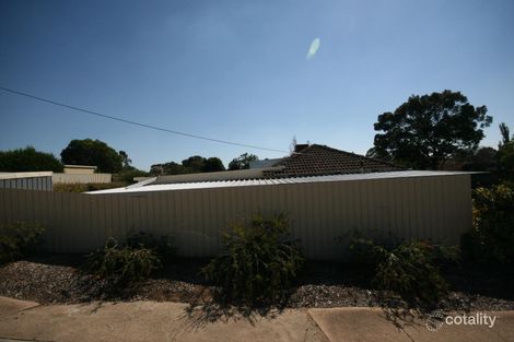 33 Roberts Rd, Hackham West, SA 5163