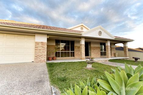 Property photo of 28 Hanover Road Cameron Park NSW 2285