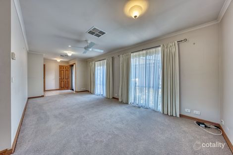 Property photo of 2/7 Bamboo Court Cranbourne North VIC 3977