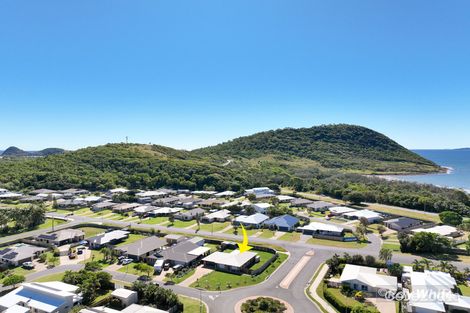 Property photo of 2 Riviera Way Mulambin QLD 4703