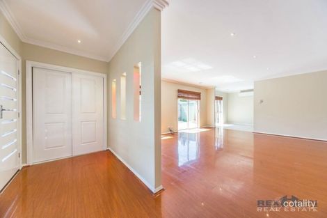 2/6 First Ave, Dandenong North, VIC 3175