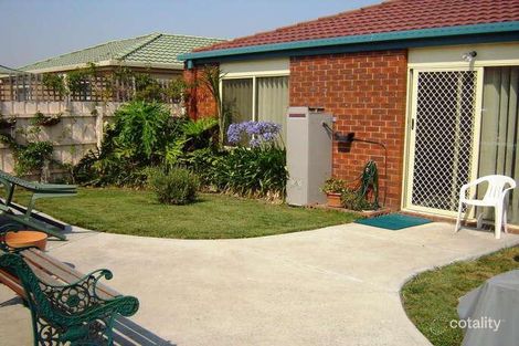 Property photo of 6 Elanora Way Hampton Park VIC 3976