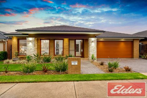 Property photo of 13 Rowland Place Jordan Springs NSW 2747