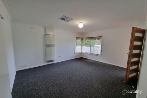 Property photo of 2/539 Hague Street Lavington NSW 2641