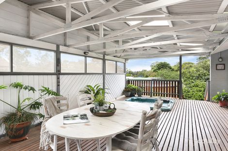 Property photo of 3 Carbeen Crescent Cordeaux Heights NSW 2526
