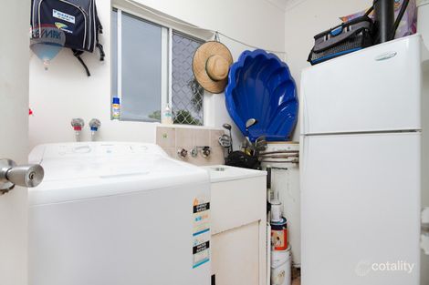 Property photo of 2/8 Deshon Street Whitfield QLD 4870